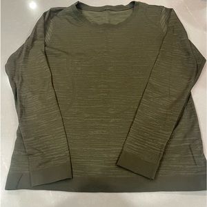 lululemon swiftly relaxed long sleeve (Sz 8) army green